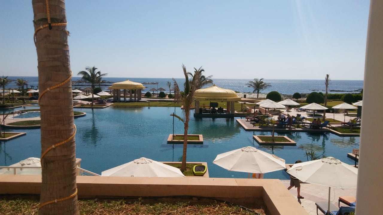 Pool Wyndham Garden Salalah Mirbat