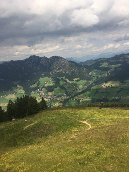 Außenansicht Hotel Alphof Alpbach