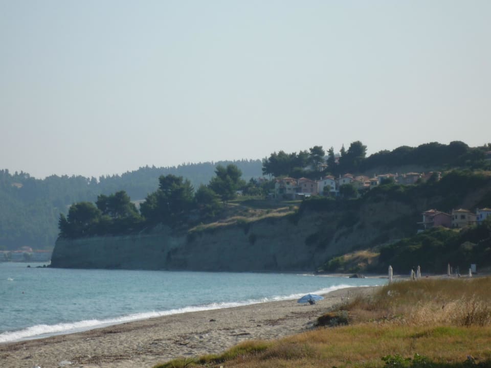 Strandende rechte Seite, links ohne Ende! Possidi Holidays Resort & Suite Hotel