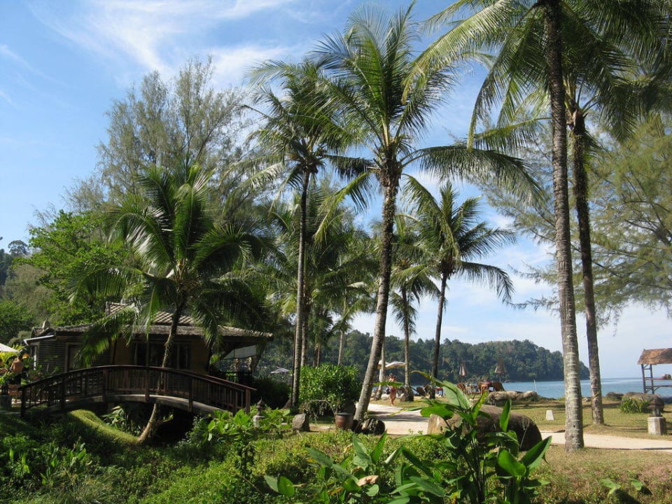 Blick von der Frühstücksterrasse Moracea by Khao Lak Resort