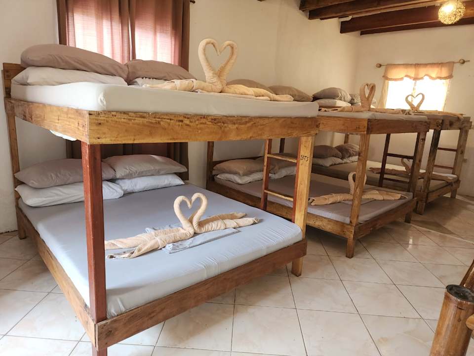 Zimmer Big Bamboo Beach Resort Sipalay