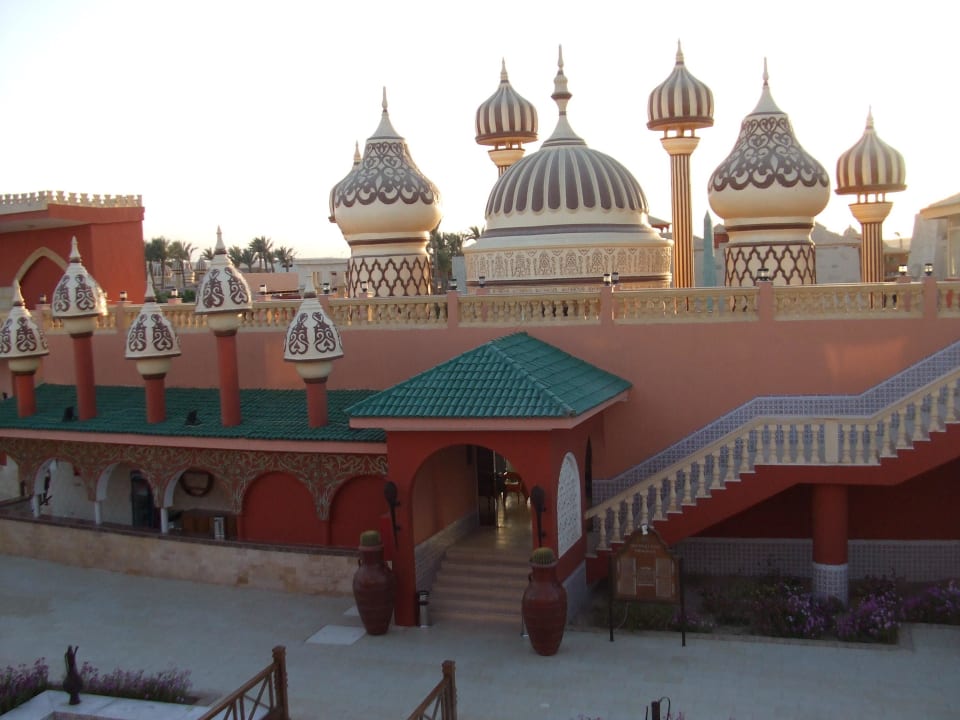 Gebäude der Arena Pickalbatros Alf Leila Wa Leila Resort - Neverland Hurghada