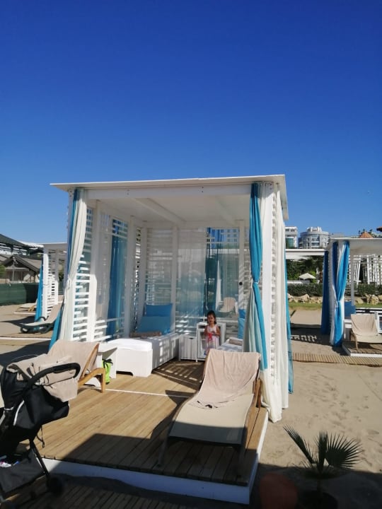 Strand Sherwood Exclusive Lara