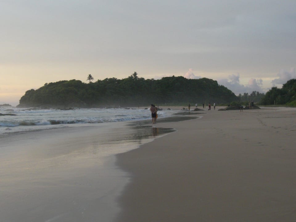 Blick nach rechts Hotel Club Bentota