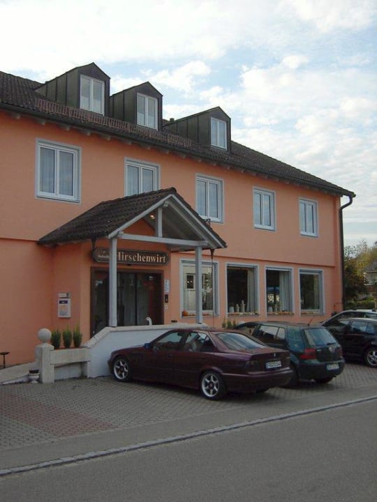 Aussenansicht Straßenseite Hotel Gasthof Hirschenwirt