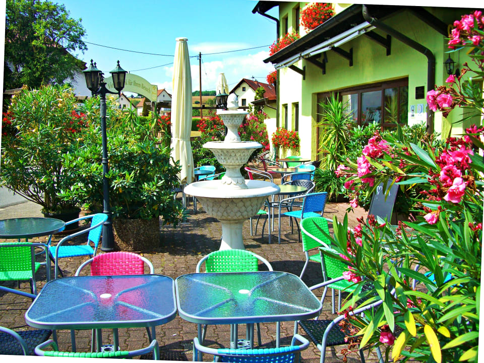 Gastro Hotel Seerose Bostalsee Garni