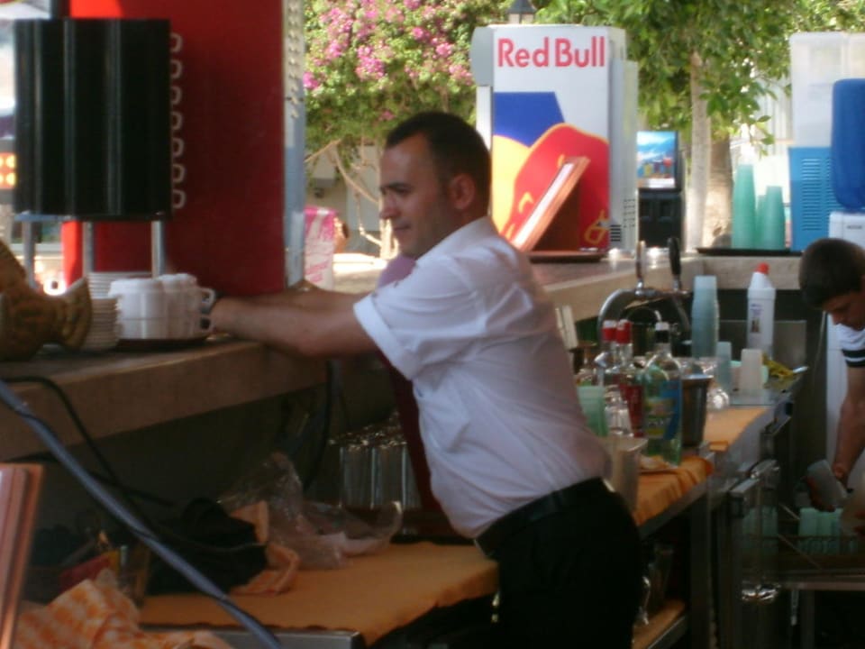 Barkieper Eihan Nerton Hotel - Erwachsenenhotel ab 16 Jahren