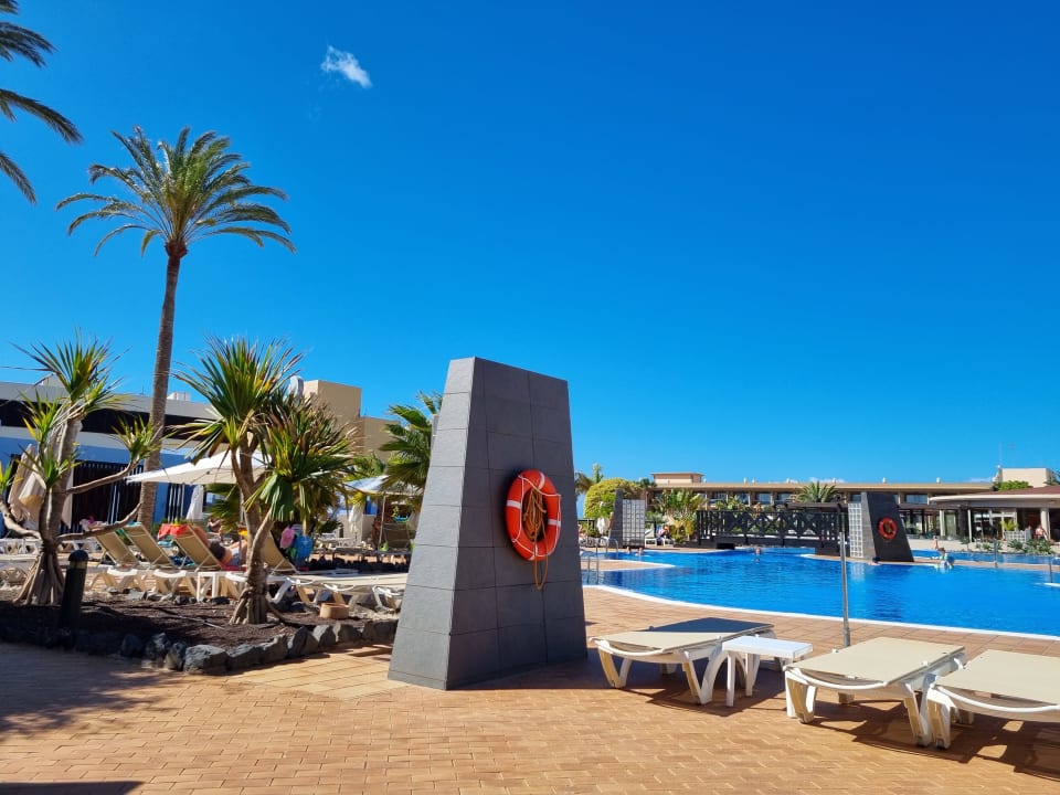 Pool Iberostar Waves Gaviotas Park