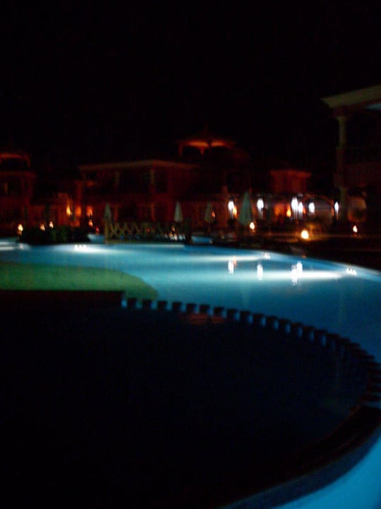 400er Pool bei Nacht Pickalbatros Alf Leila Wa Leila Resort - Neverland Hurghada