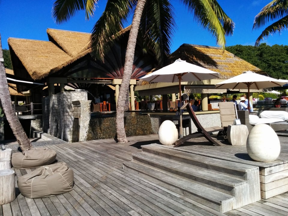 Poolbarbereich Le Domaine de l'Orangeraie