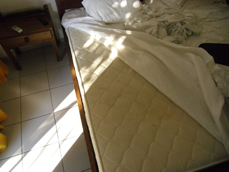 Vergrintete Matraze Hotel Kassavetis