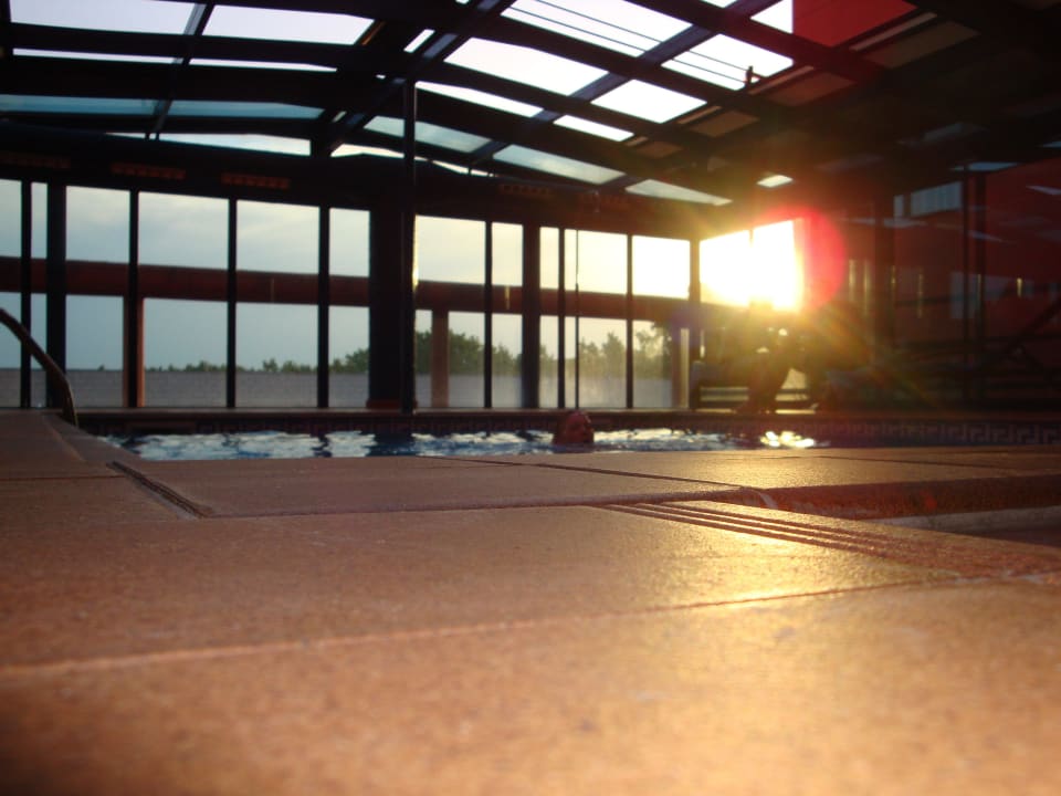 Dach kann geöffnet werden Hotel Ciutat del Prat