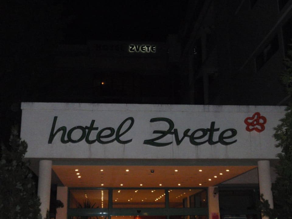 Eingang DAS Club Hotel Sunny Beach