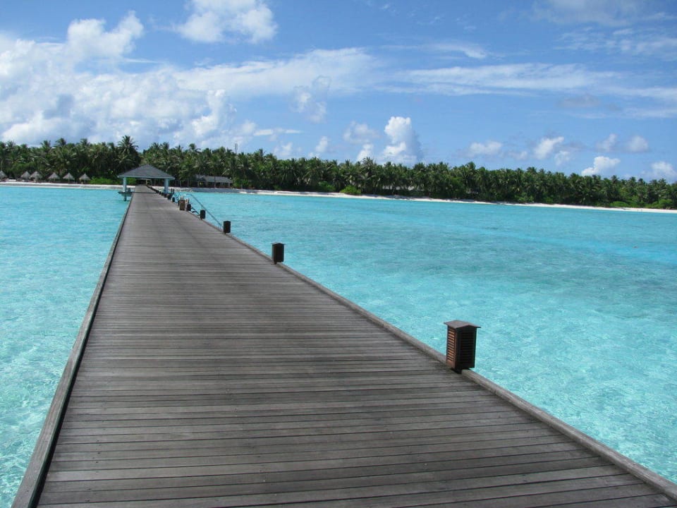 Blick auf die Insel vom Hauptsteg Villa Park Sun Island