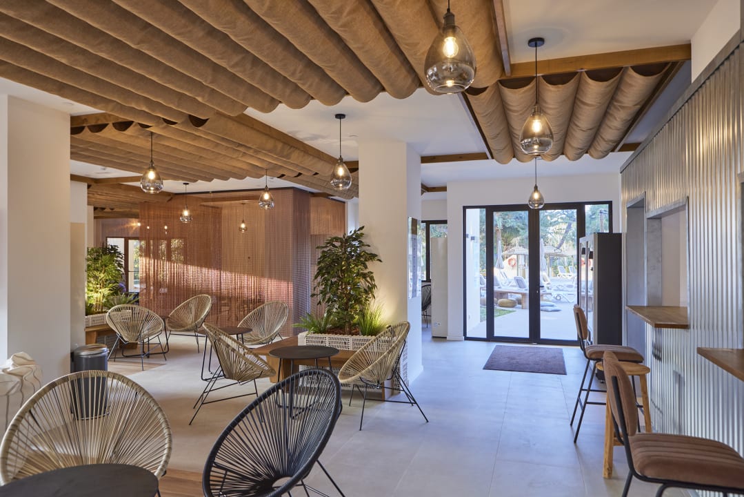 Lobby tent Palmanova