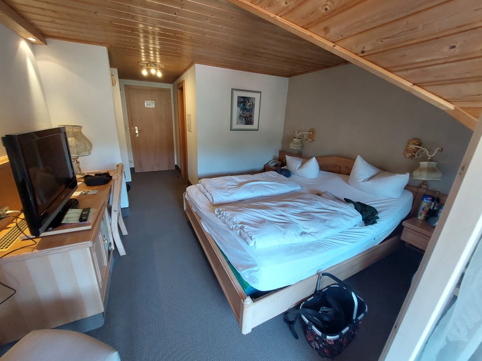 Zimmer Burghotel Am Hohen Bogen