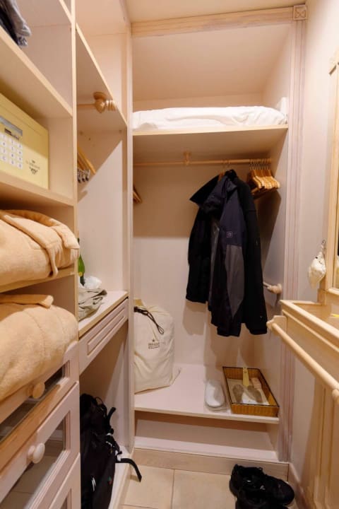 Begehbarer Kleiderschrank JOIA El Mirador by Iberostar