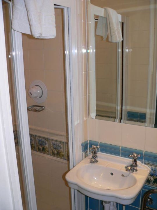 Minibad Teil II Melia London Kensington