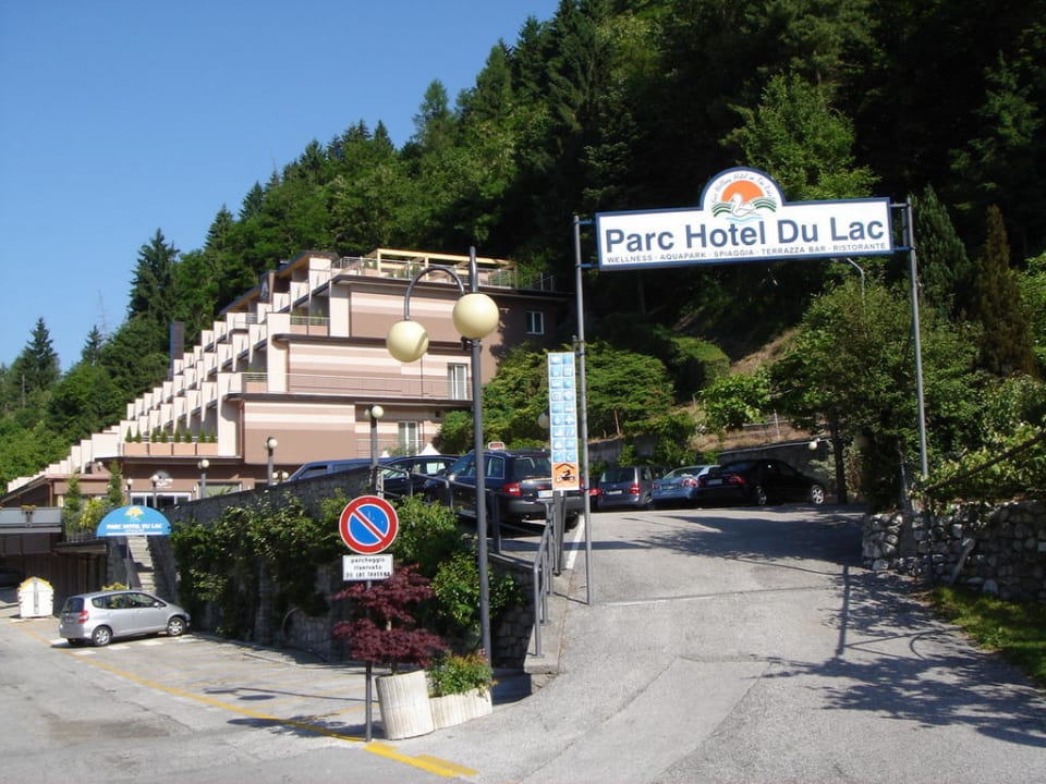 Zufahrt Parc Hotel Du Lac