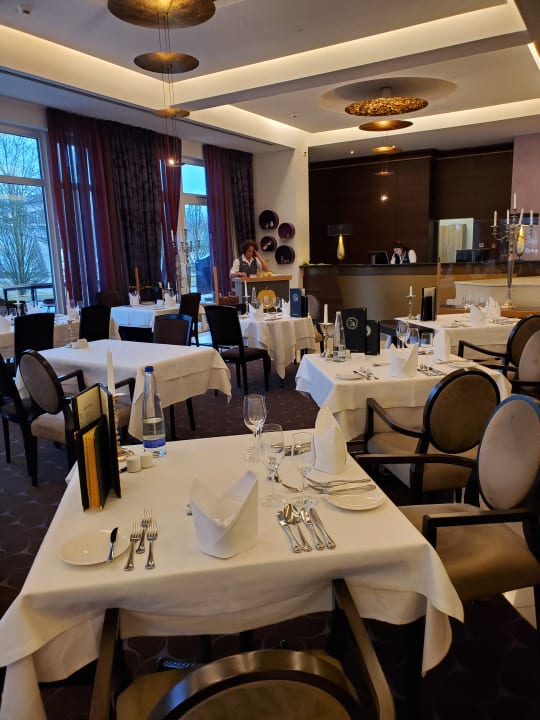 Gastro Hotel Holzapfel