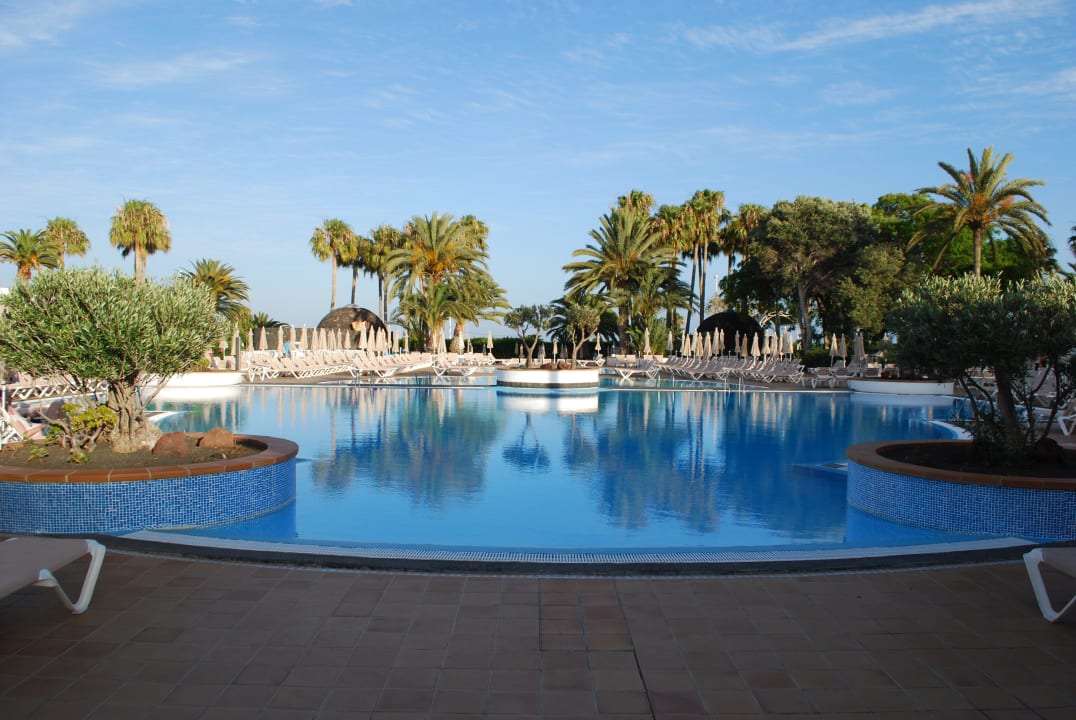 Hauptpool Hotel Riu Paraiso Lanzarote
