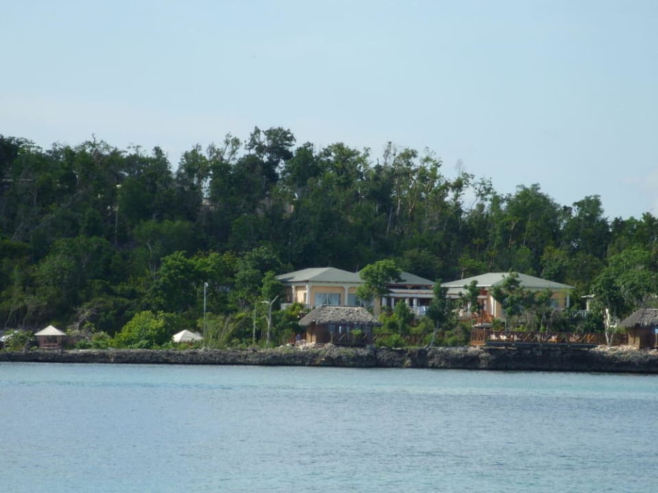 Das Hotel vom Wasser aus gesehen Paradisus Rio de Oro Resort & Spa - Adults only