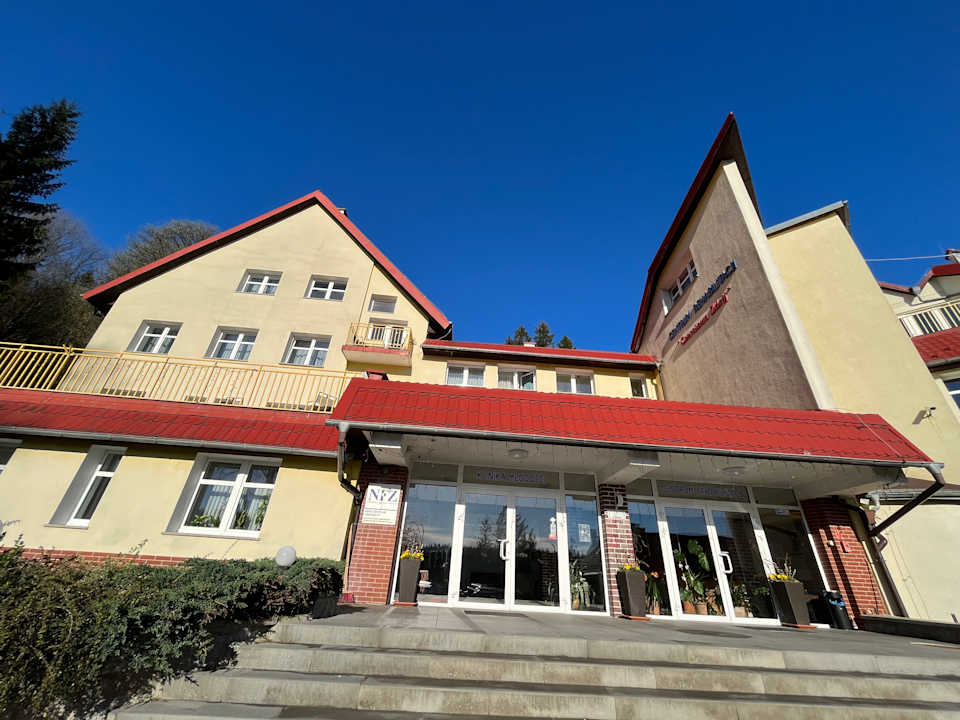 Außenansicht Klinika Młodości Medical SPA