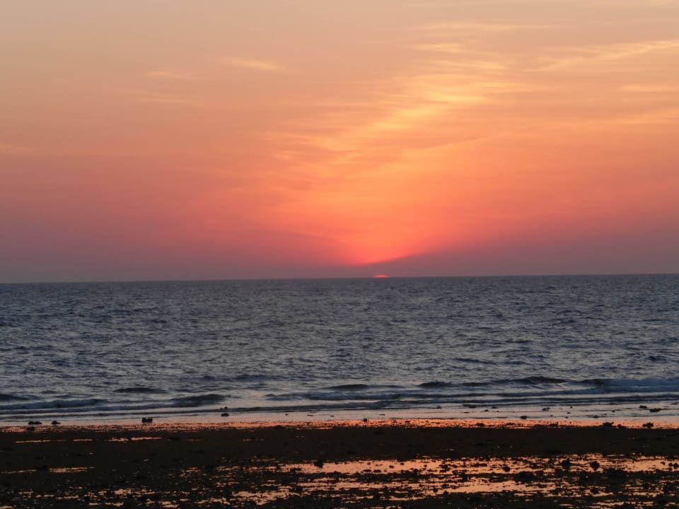 Sonnenaufgang 3.9.15 Coral Sun Beach