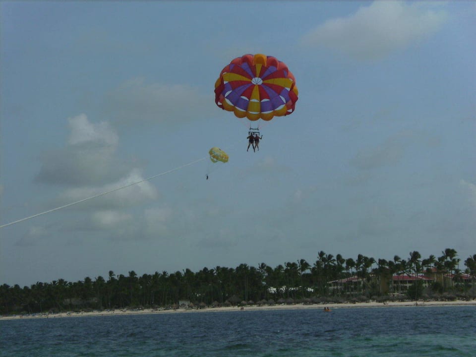 Parasailing Catalonia Punta Cana - All Inclusive