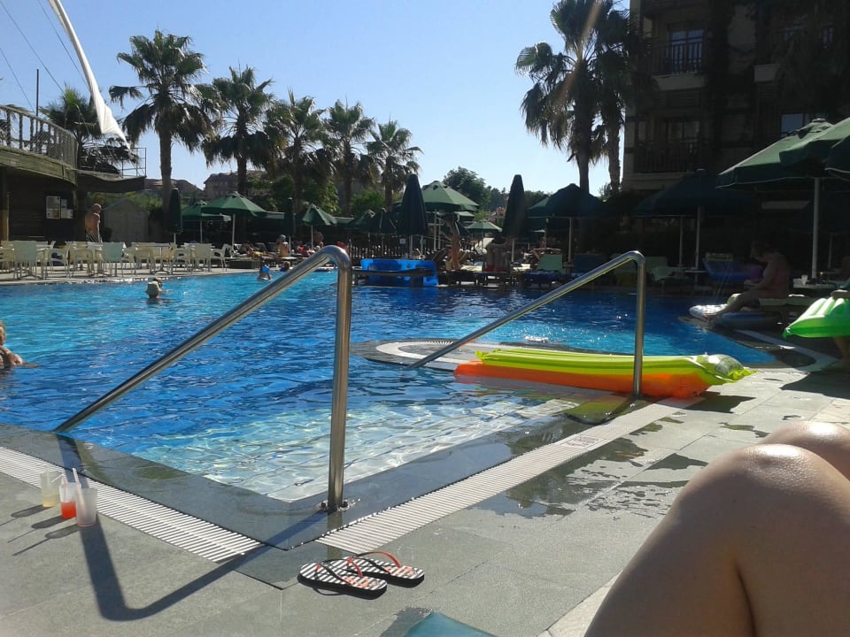 Blick vom Pool 1 Can Garden Resort