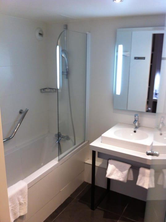 Bad Mercure Paris Montmartre Sacré Coeur