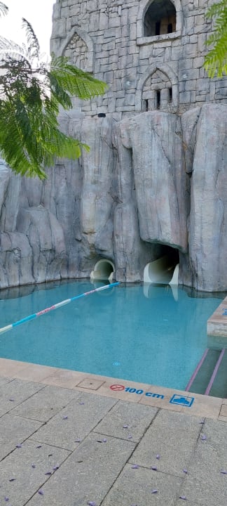 Pool Xanadu Resort Hotel