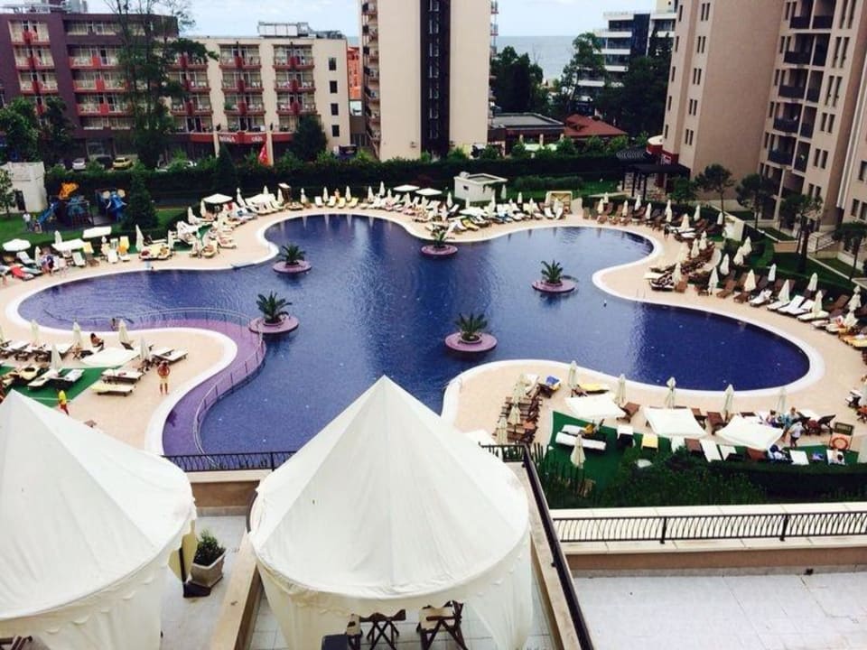 Klasse Ausblick, Richtung Pool und Meer  Barceló Royal Beach