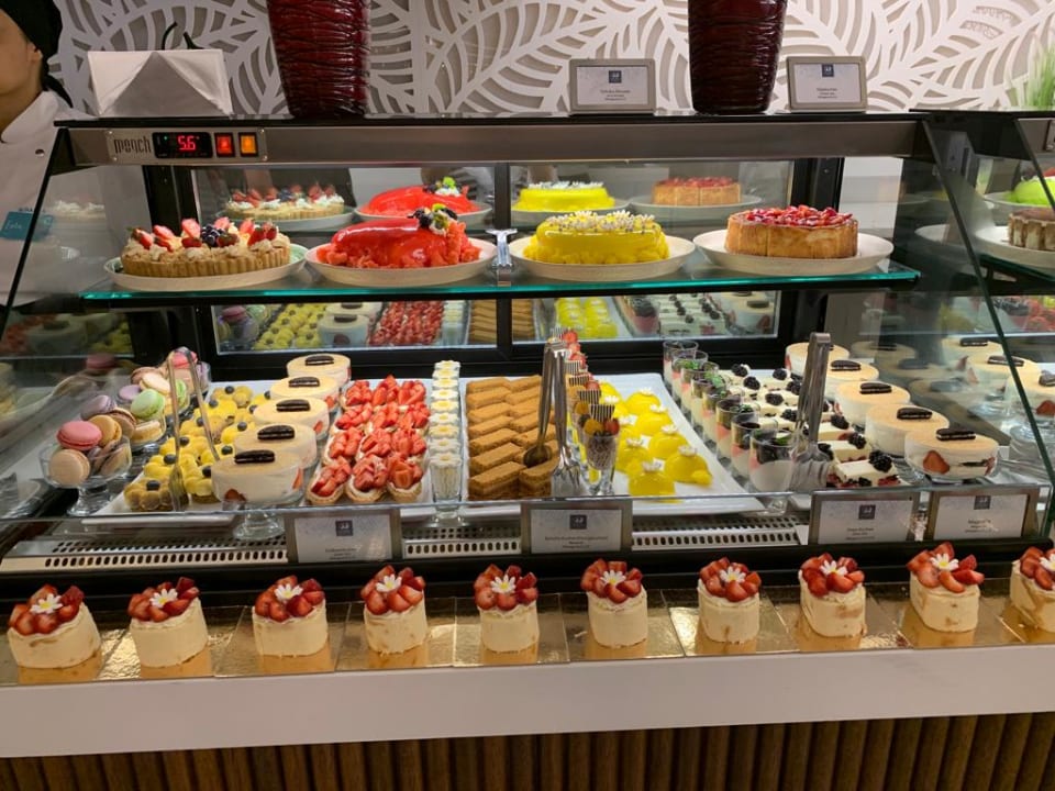 Gastro Jacaranda Luxury Resort