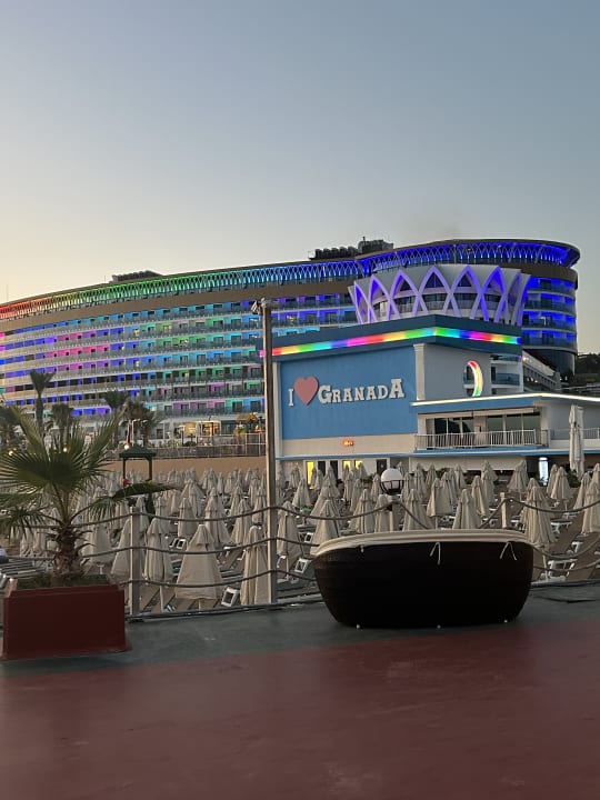 Außenansicht Granada Luxury Okurcalar