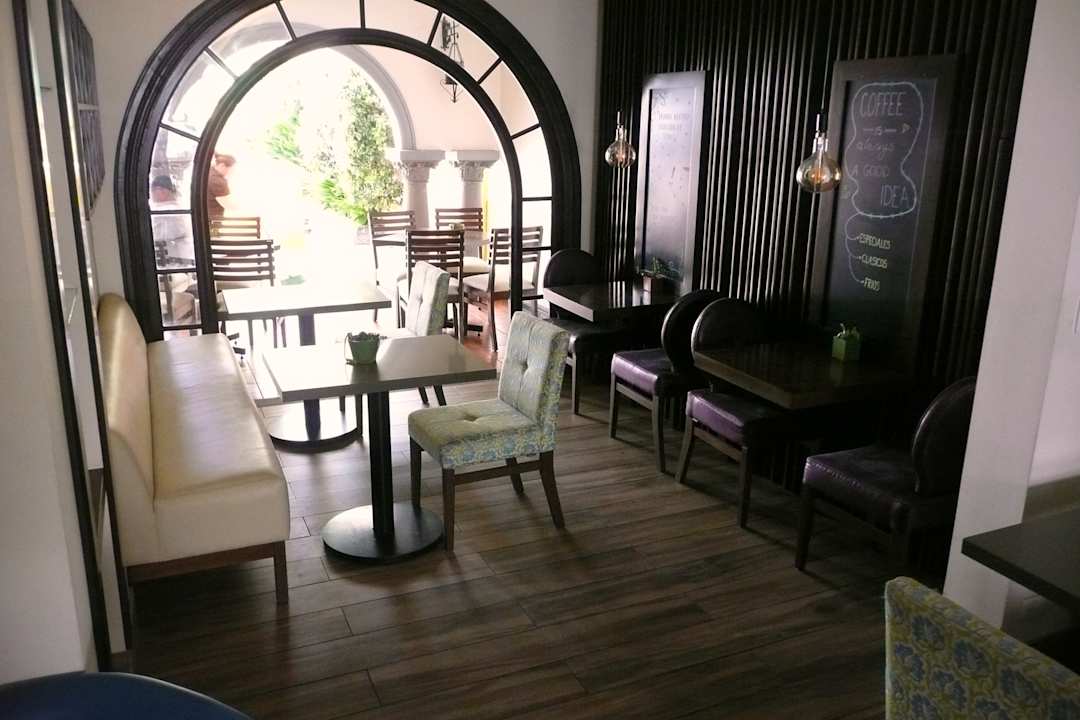 Lobby Hotel Colonial