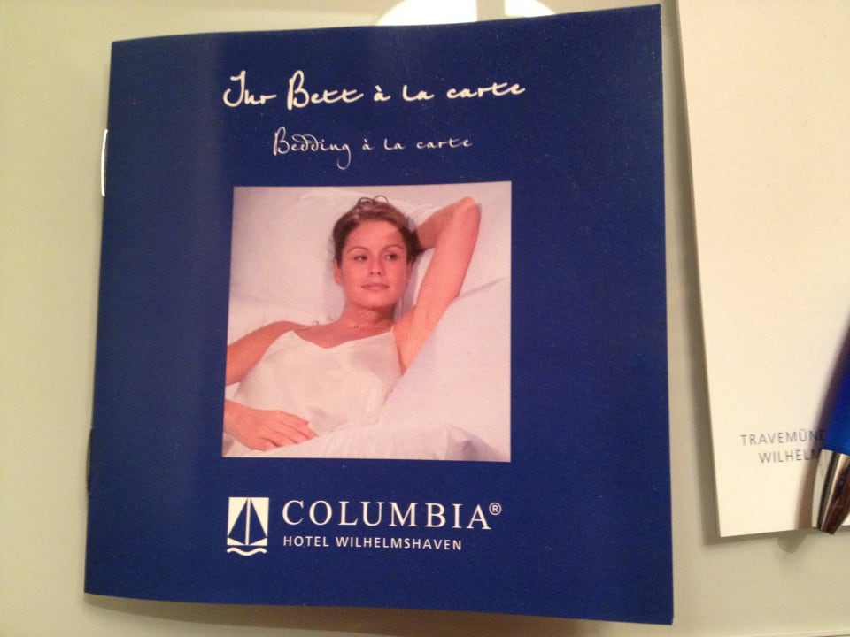 Verschiedene Kissen bestellbar ATLANTIC Hotel Wilhelmshaven