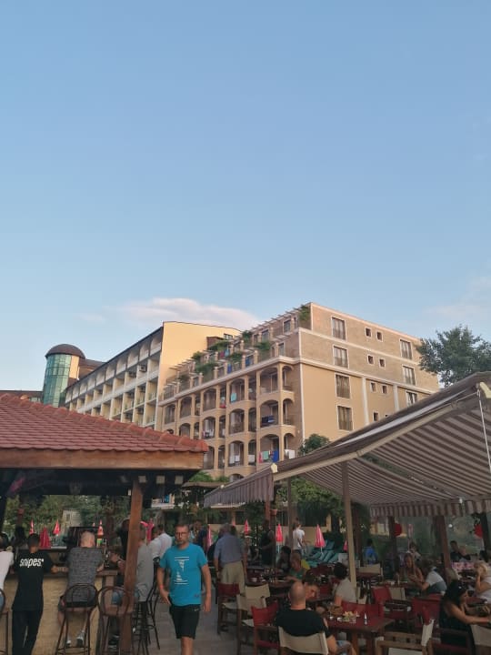 Außenansicht Hotel Mena Palace