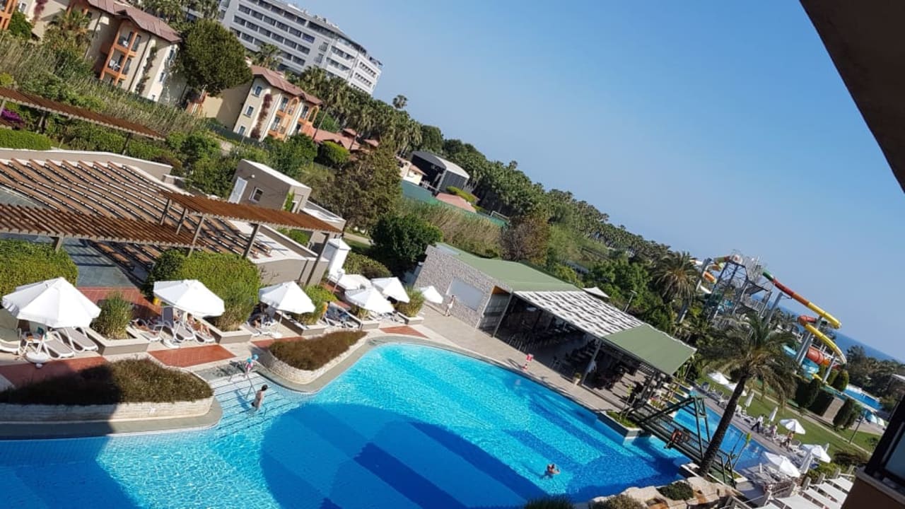 Poolanlage  TUI BLUE Xanthe