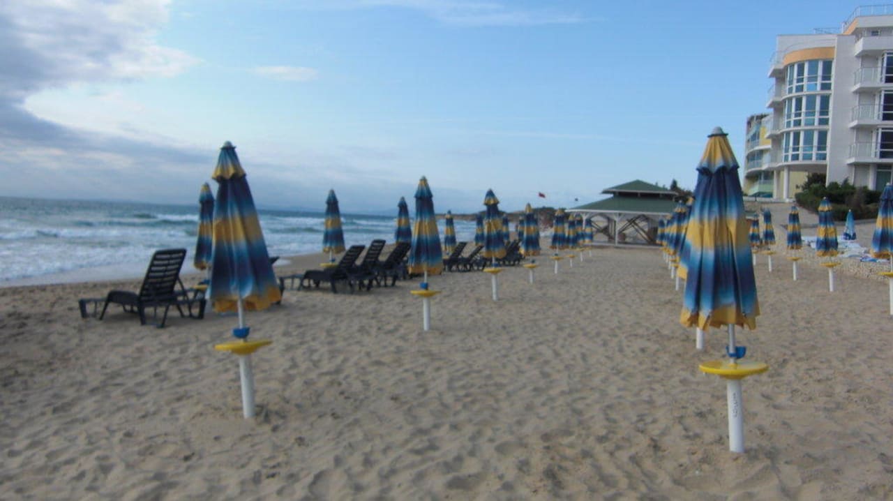 Strand Hotel Bilyana Beach