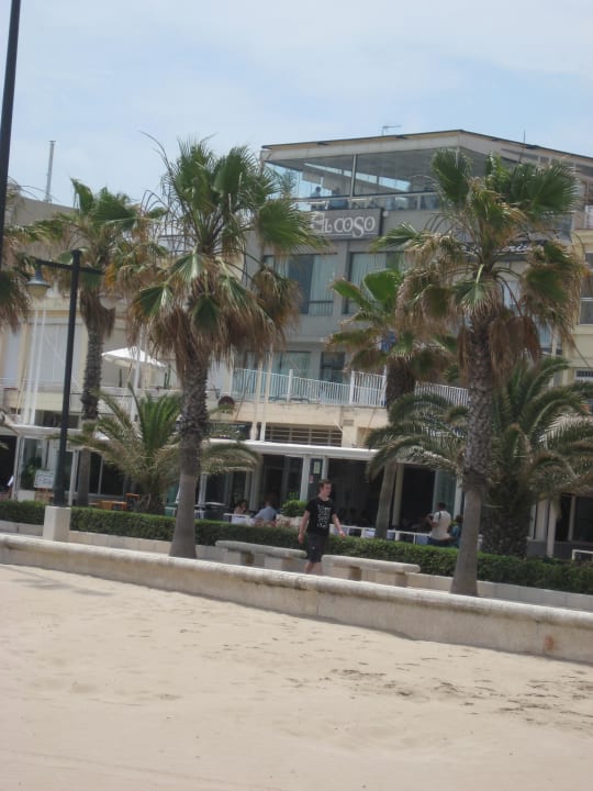 Blick von der Strandpromenade Hotel El Coso
