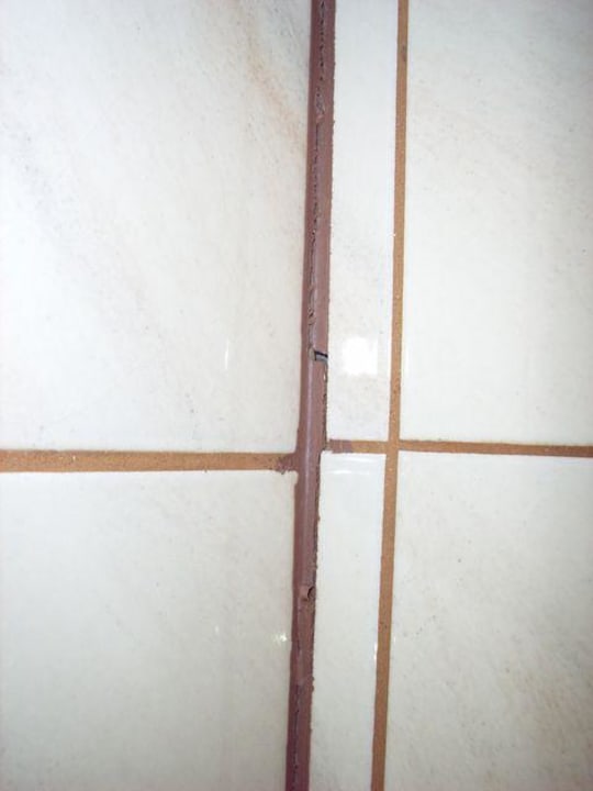 Risse in den Fugen Hotel und Chalet's Mariasteinerhof