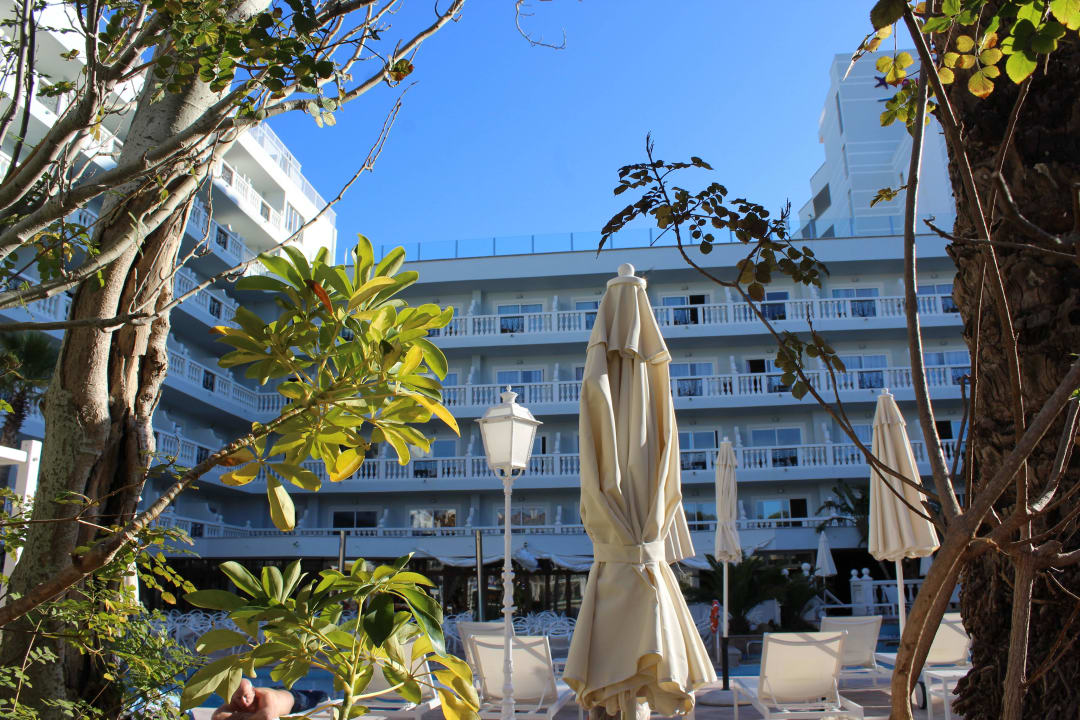 Blick zu den Zimmern Hotel Bahia del Sol