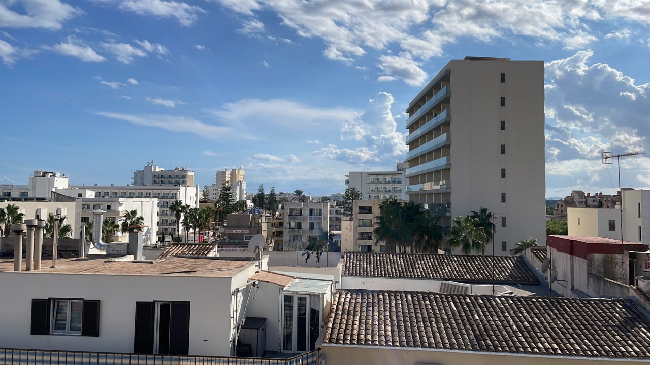Außenansicht Kyrat Amarac Suites
