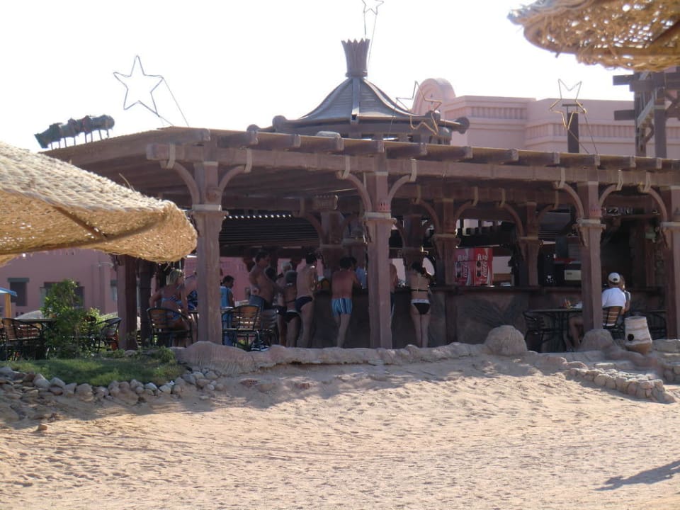 Unsere geliebte Strandbar Charmillion Sea Life Resort