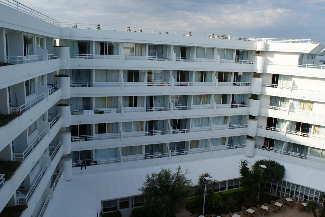 Innenhof VIVA Eden Lago