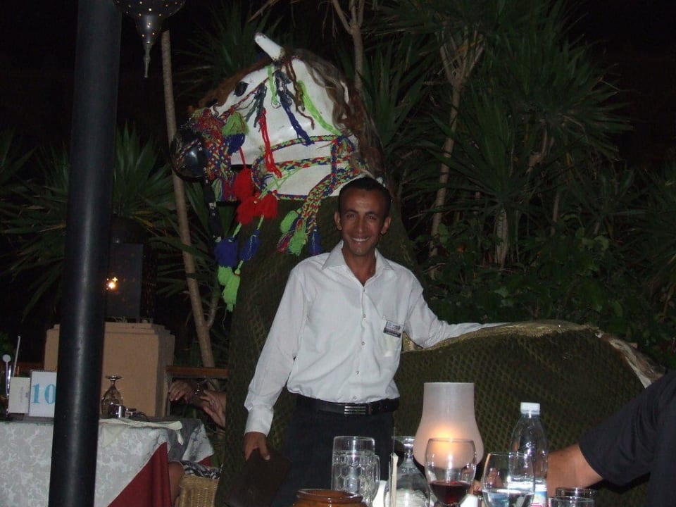 Yasser Rendezvouz/arab.Abend Makadi Palace