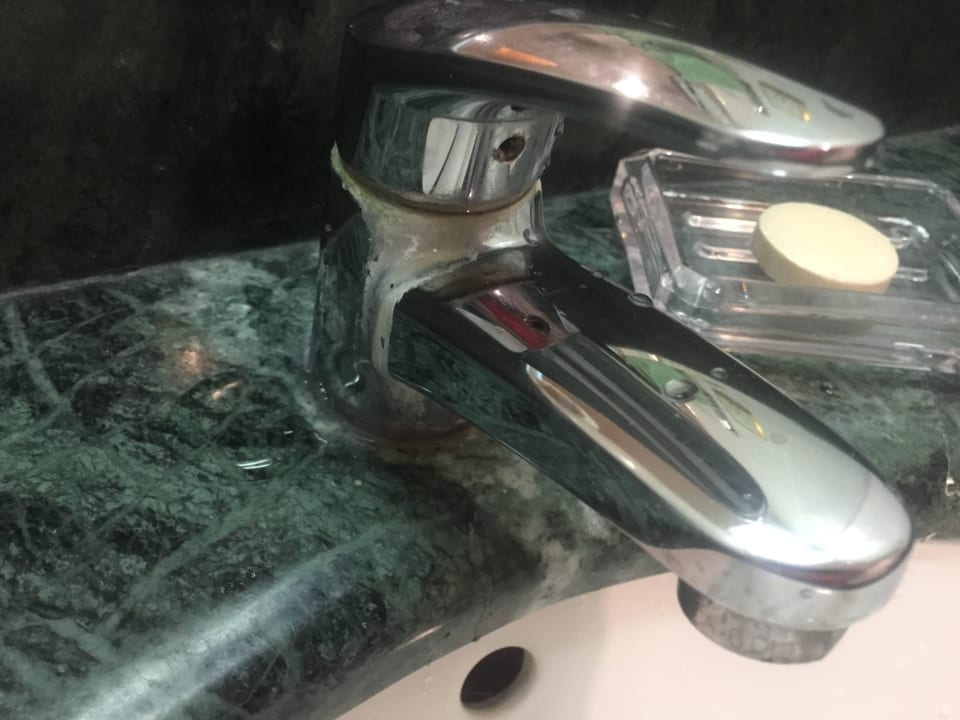 Eckliger Wasserhahn Swiss-Belhotel Sharjah