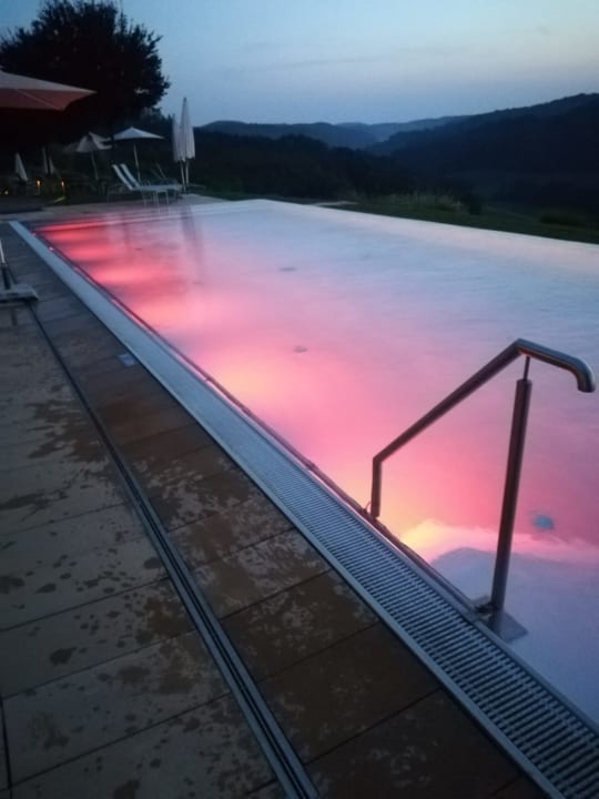 Pool Hotel Das Eisenberg