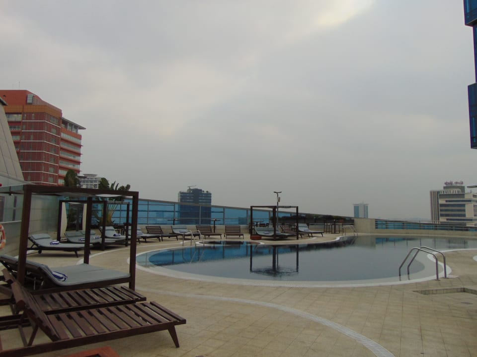 Pool InterContinental Luanda Miramar by IHG